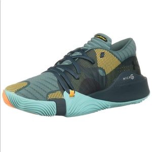 Men’s Under Armour Spawn Low Basketball 10.5